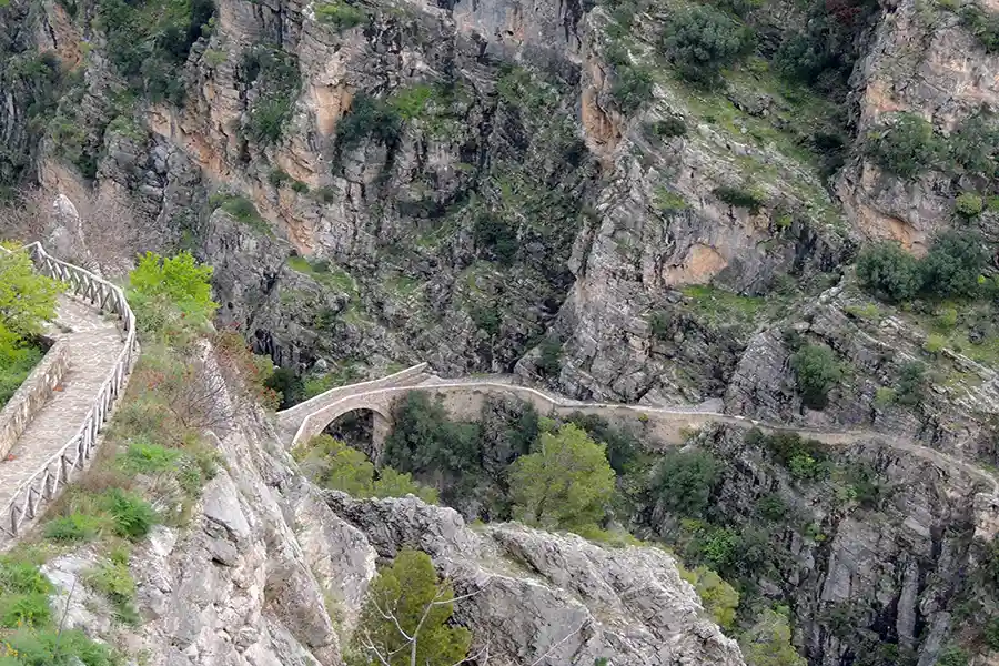 Civita: Devil's Bridge